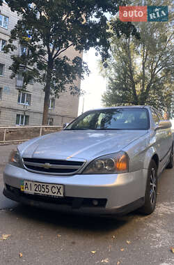 Седан Chevrolet Evanda 2005 в Києві