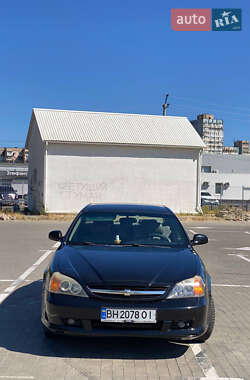Седан Chevrolet Evanda 2006 в 