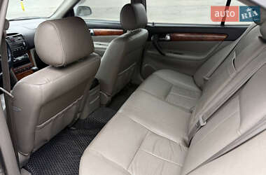 Седан Chevrolet Evanda 2005 в 