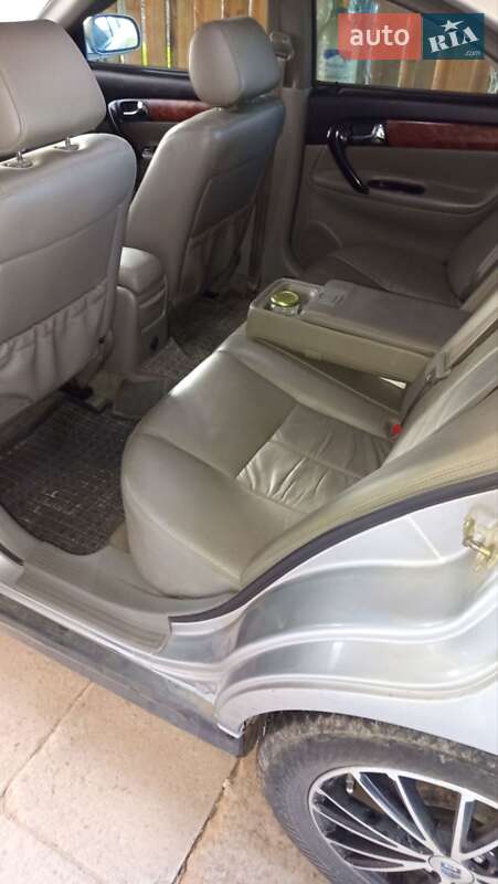 Седан Chevrolet Evanda 2006 в Дергачах