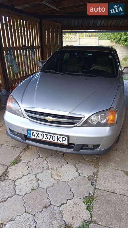 Седан Chevrolet Evanda 2006 в Дергачах