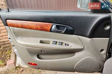 Седан Chevrolet Evanda 2005 в 