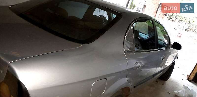 Седан Chevrolet Evanda 2005 в Полтаві
