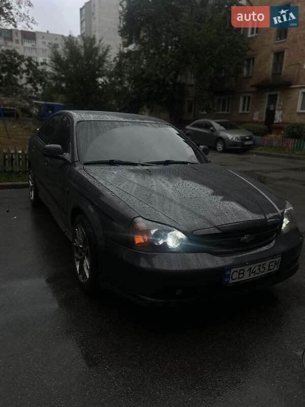 Седан Chevrolet Evanda 2005 в Чернигове фото 3 Седан Chevrolet Evanda 2005 в Чернигове