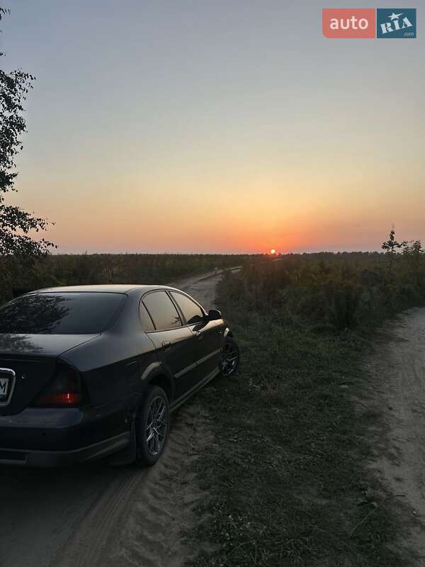 Седан Chevrolet Evanda 2005 в Чернигове фото 6 Седан Chevrolet Evanda 2005 в Чернигове