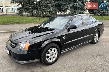 Седан Chevrolet Evanda 2005 в Драбове