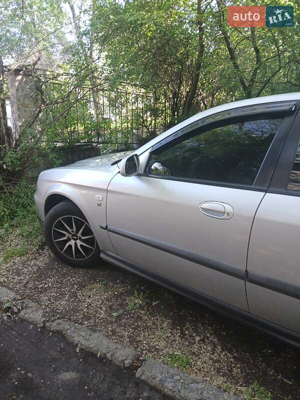 Седан Chevrolet Evanda 2006 в Запоріжжі