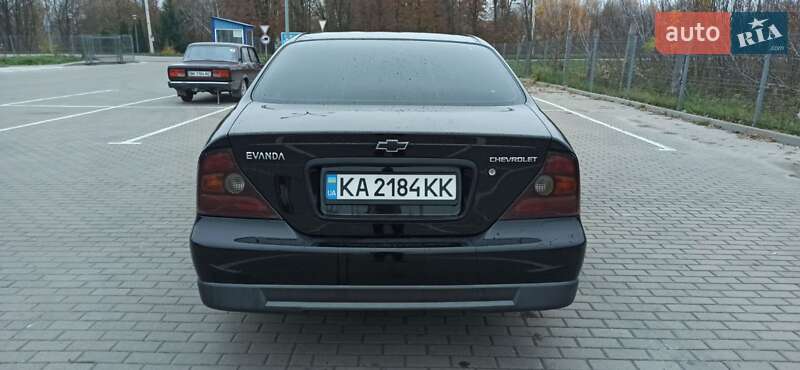 Седан Chevrolet Evanda 2006 в Дубні