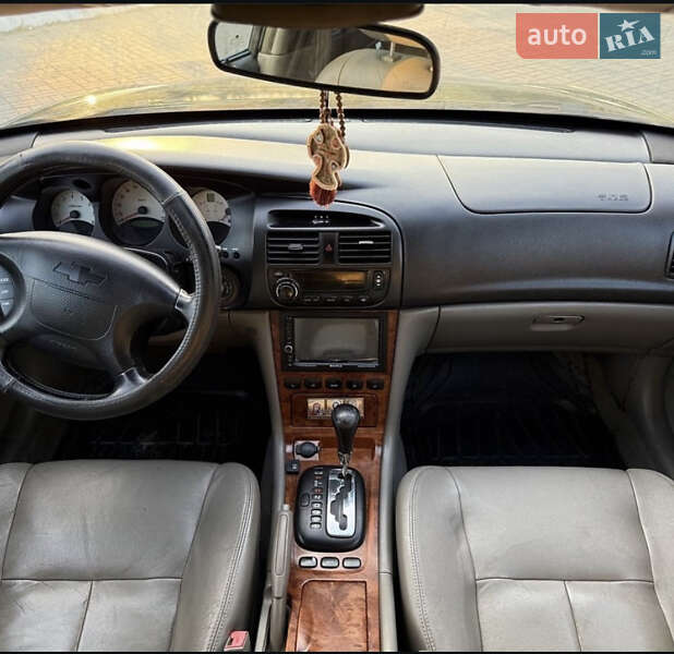 Седан Chevrolet Evanda 2005 в Бобринце