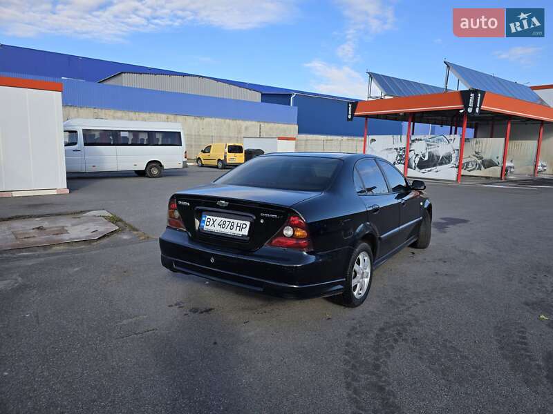 Седан Chevrolet Evanda 2005 в Виннице