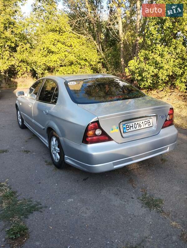 Седан Chevrolet Evanda 2005 в Одессе