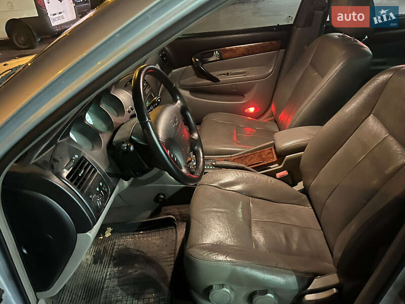 Седан Chevrolet Evanda 2006 в Одесі