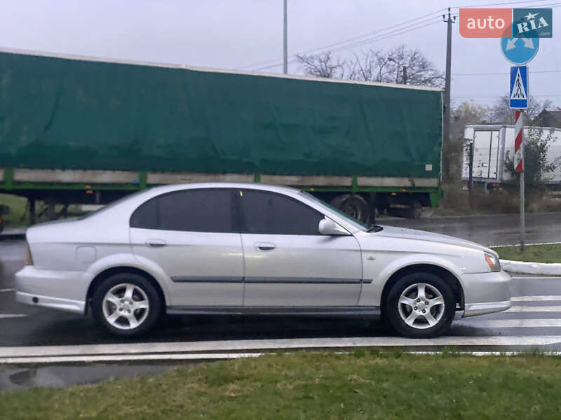Седан Chevrolet Evanda 2006 в Одесі