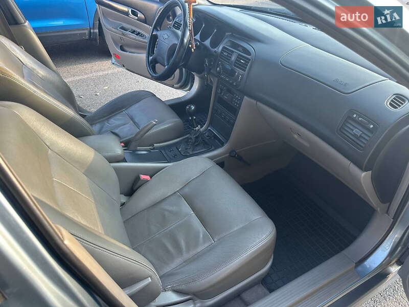 Седан Chevrolet Evanda 2005 в Киеве