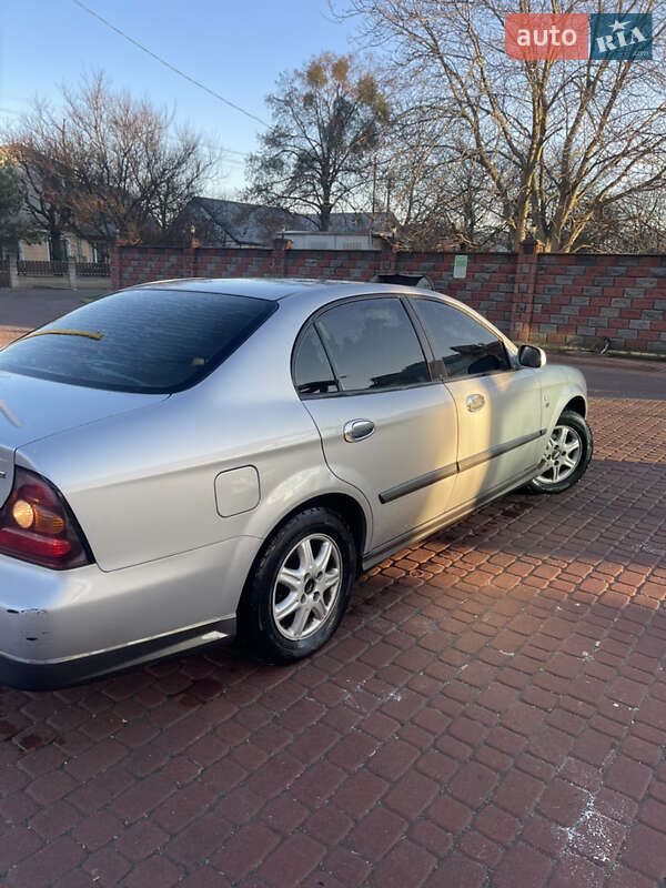 Седан Chevrolet Evanda 2006 в Ровно фото 3 Седан Chevrolet Evanda 2006 в Ровно