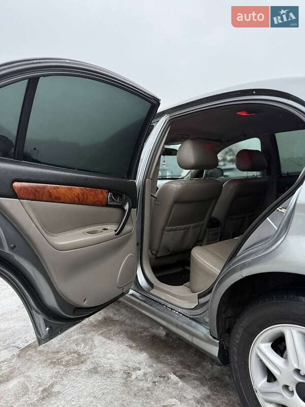 Седан Chevrolet Evanda 2005 в Павлограде