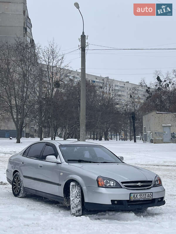 Седан Chevrolet Evanda 2006 в Харькове