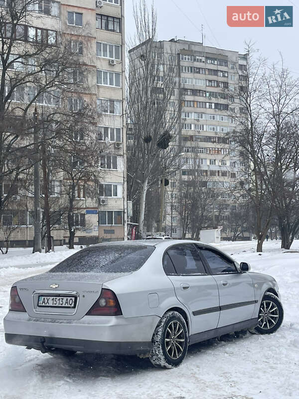 Седан Chevrolet Evanda 2006 в Харькове