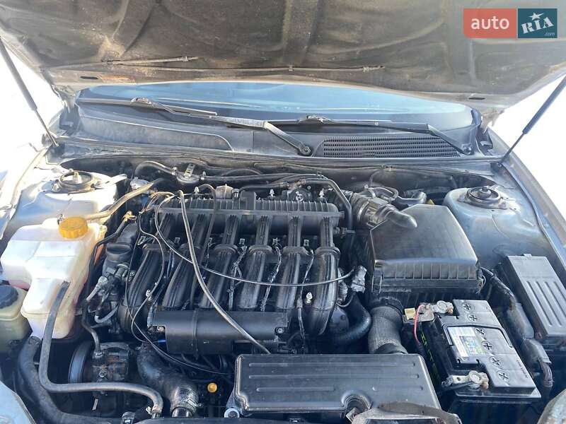 Седан Chevrolet Evanda 2006 в Овруче