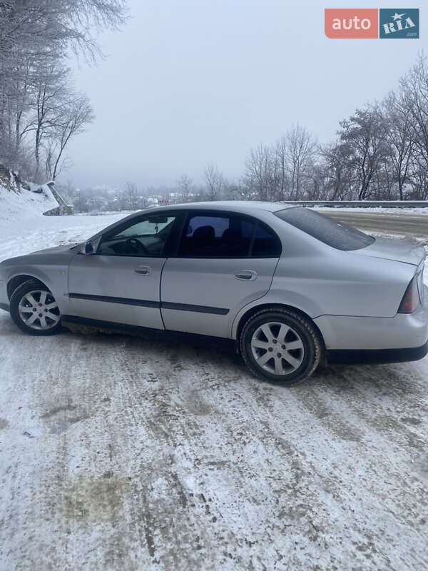 Chevrolet Evanda 2005