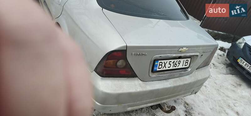 Седан Chevrolet Evanda 2005 в Хмельницком