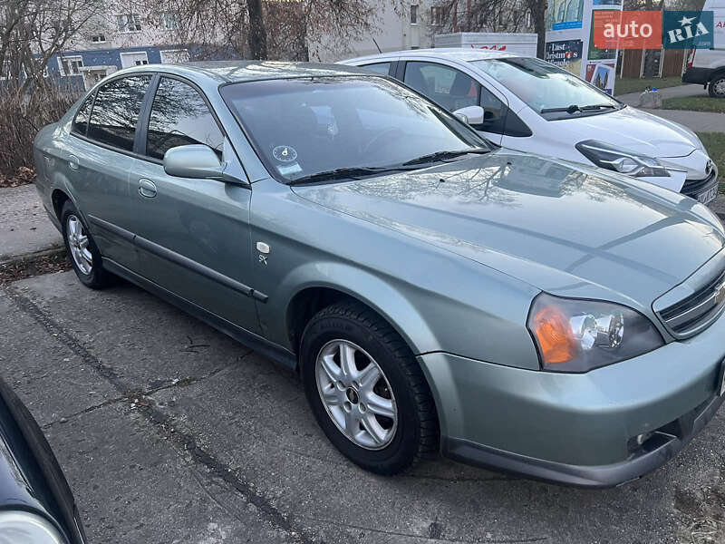 Седан Chevrolet Evanda 2005 в Калуше