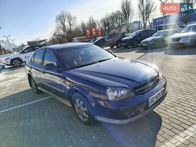 Седан Chevrolet Evanda 2005 в Днепре