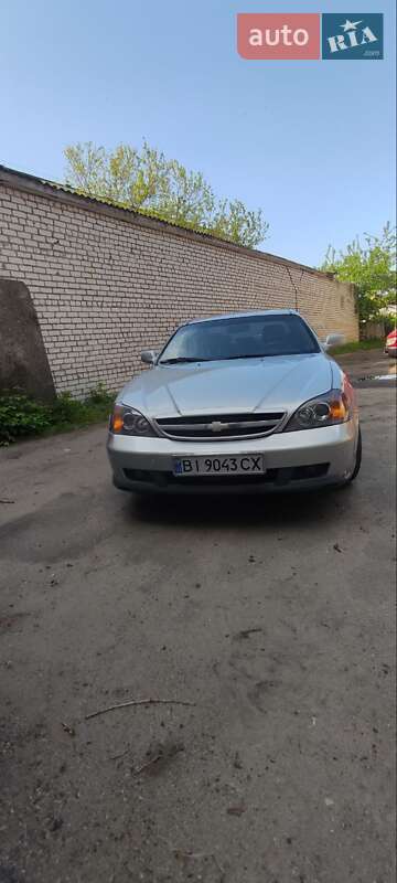 Седан Chevrolet Evanda 2005 в Кременчуці