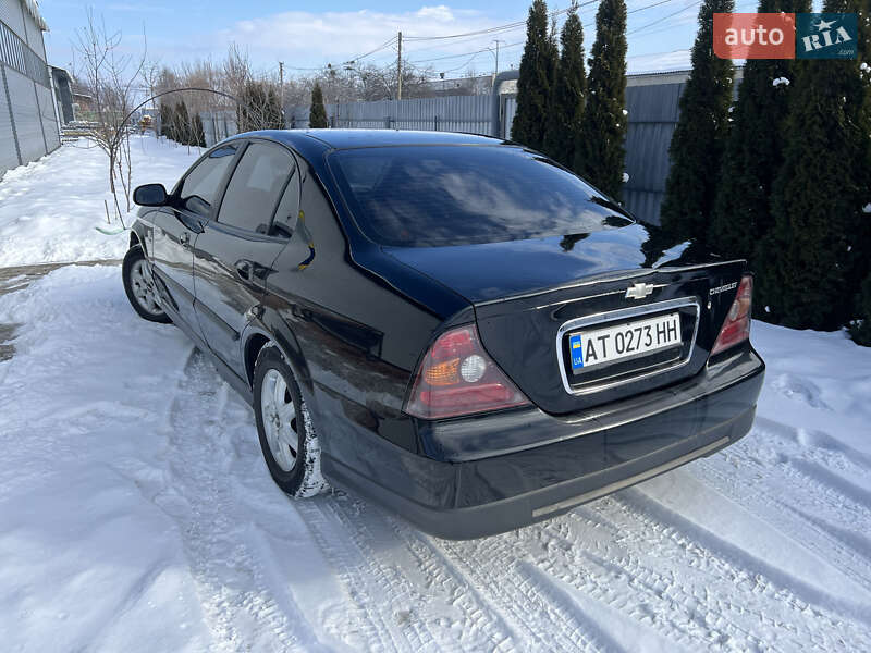 Седан Chevrolet Evanda 2006 в Калуші