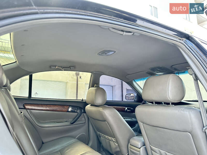 Седан Chevrolet Evanda 2006 в Тернополі