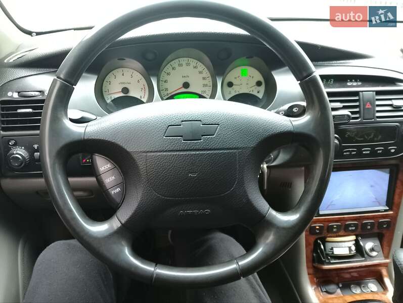 Седан Chevrolet Evanda 2006 в Боярке