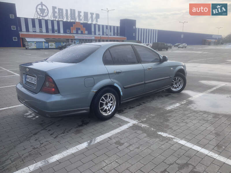Седан Chevrolet Evanda 2005 в Сумах фото 6 Седан Chevrolet Evanda 2005 в Сумах