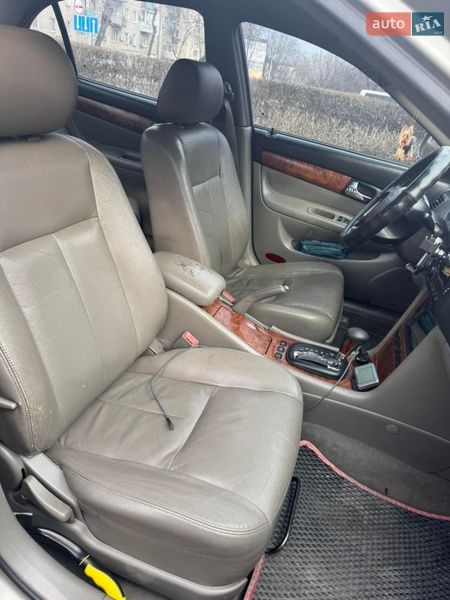 Седан Chevrolet Evanda 2005 в Днепре