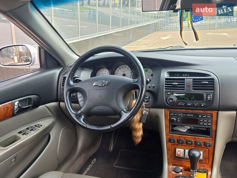 Седан Chevrolet Evanda 2006 в Киеве