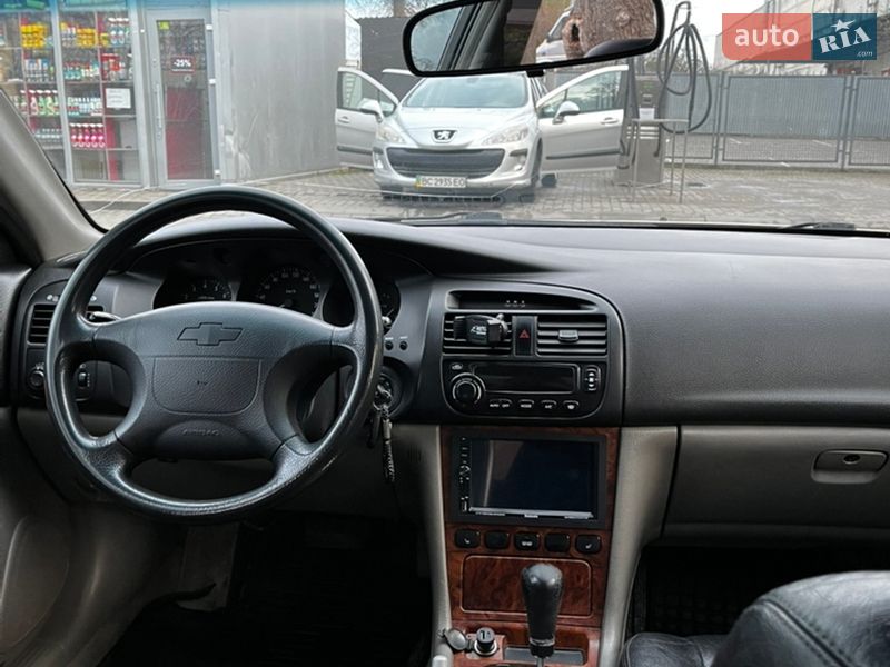 Седан Chevrolet Evanda 2004 в Львове