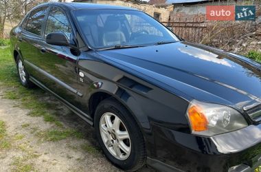 Седан Chevrolet Evanda 2005 в Сокале