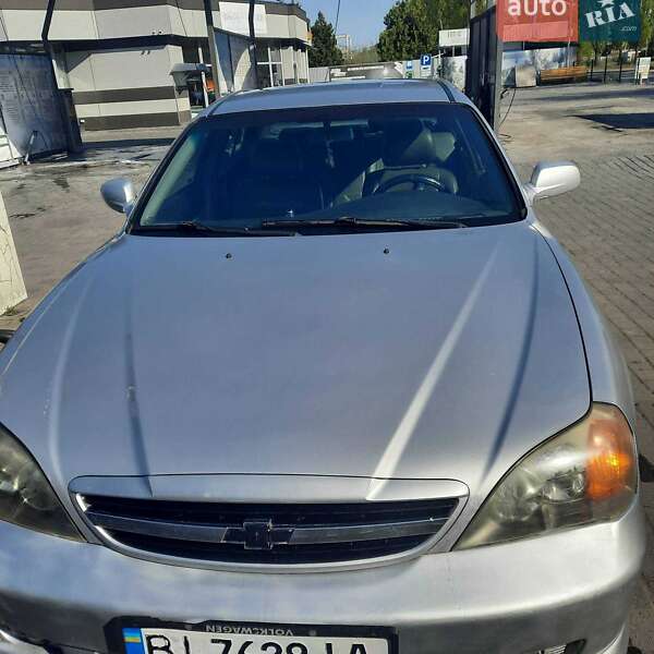 Седан Chevrolet Evanda 2006 в Горишних Плавнях
