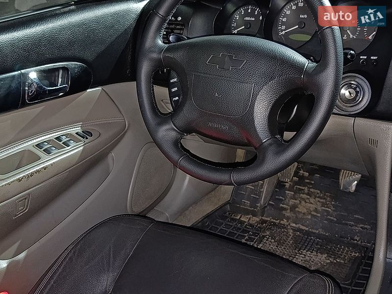 Седан Chevrolet Evanda 2006 в Миронівці