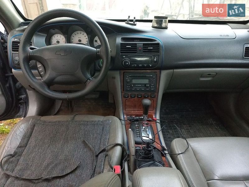 Седан Chevrolet Evanda 2006 в Мостиске