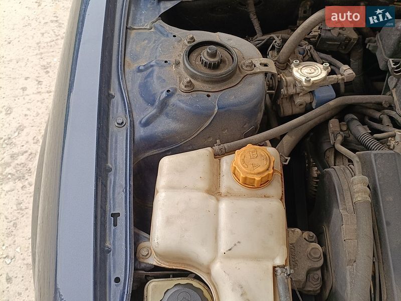 Седан Chevrolet Evanda 2005 в Каневі