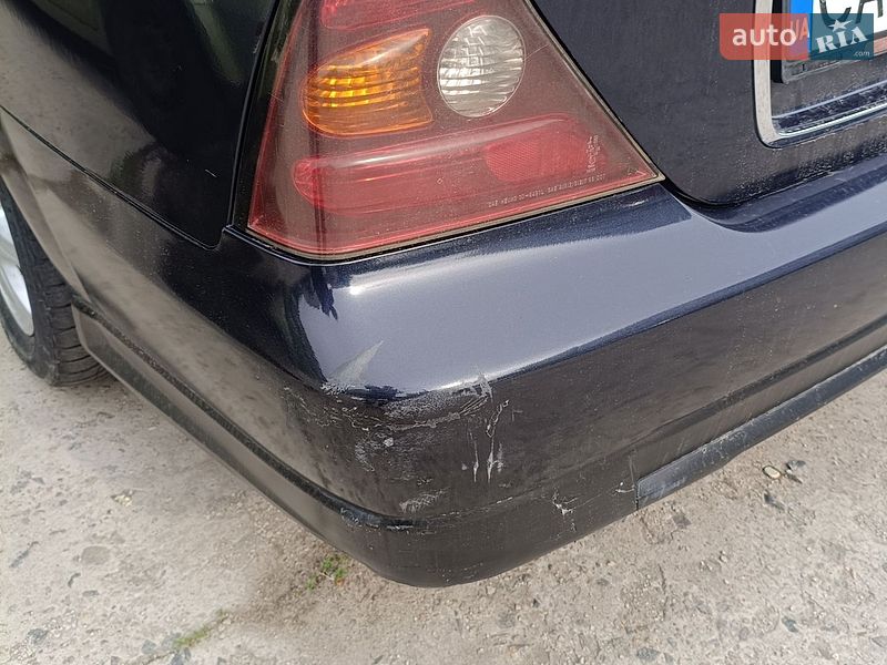 Седан Chevrolet Evanda 2005 в Каневі