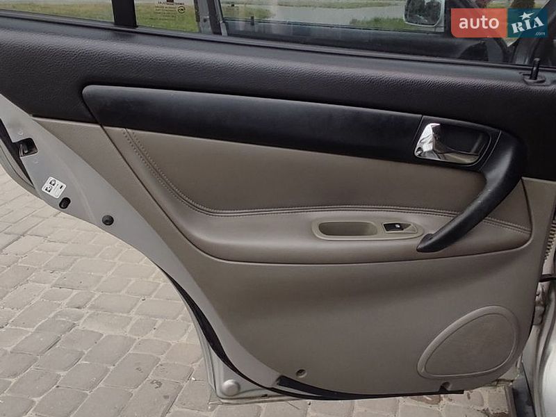 Седан Chevrolet Evanda 2006 в Львові