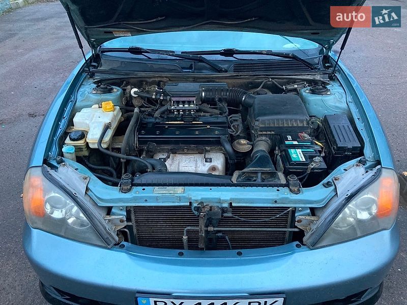 Седан Chevrolet Evanda 2005 в Рівному