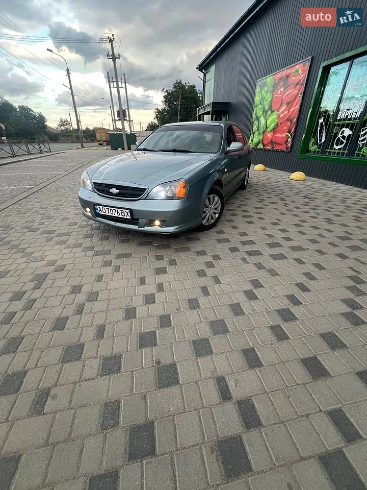 Chevrolet Evanda 2005
