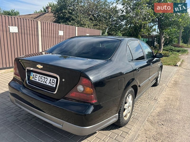 Седан Chevrolet Evanda 2006 в Кривому Розі