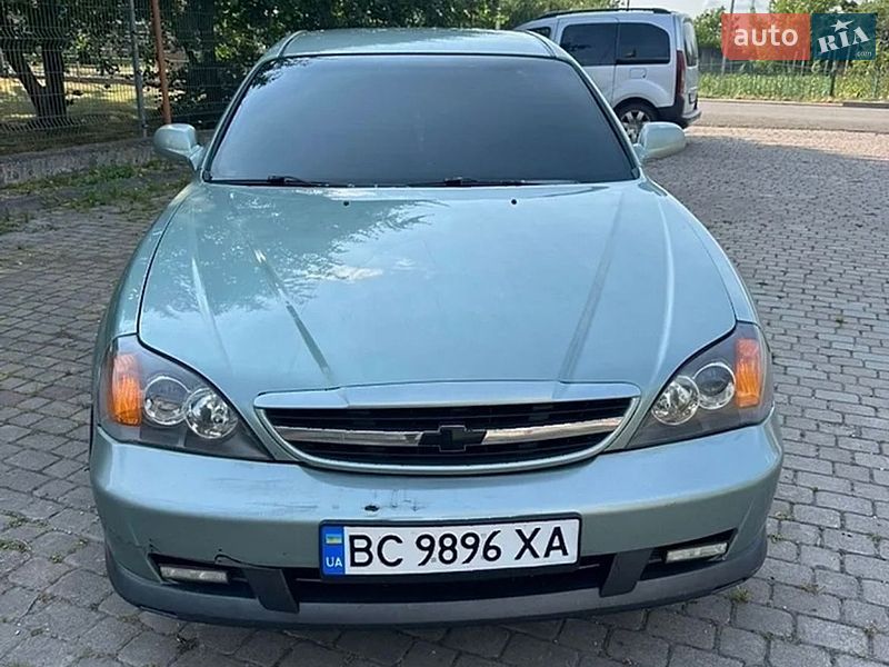 Седан Chevrolet Evanda 2005 в Буске
