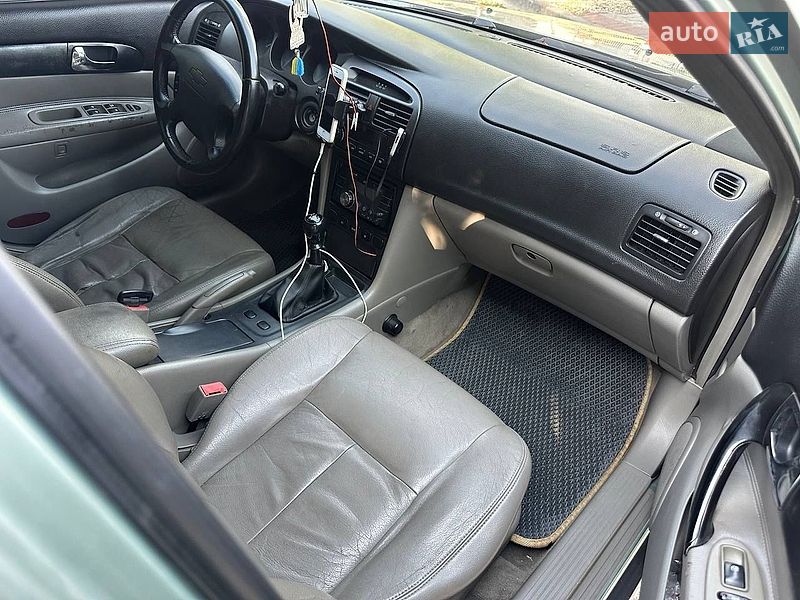 Седан Chevrolet Evanda 2005 в Буске