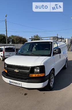 Грузовой фургон Chevrolet Express 2014 в Житомире