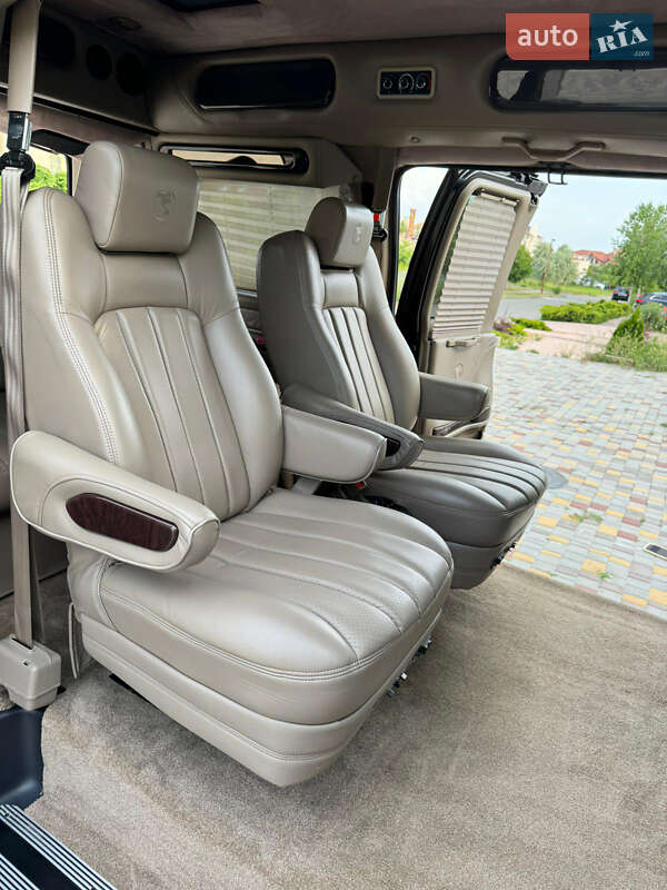 Минивэн Chevrolet Express 2013 в Киеве