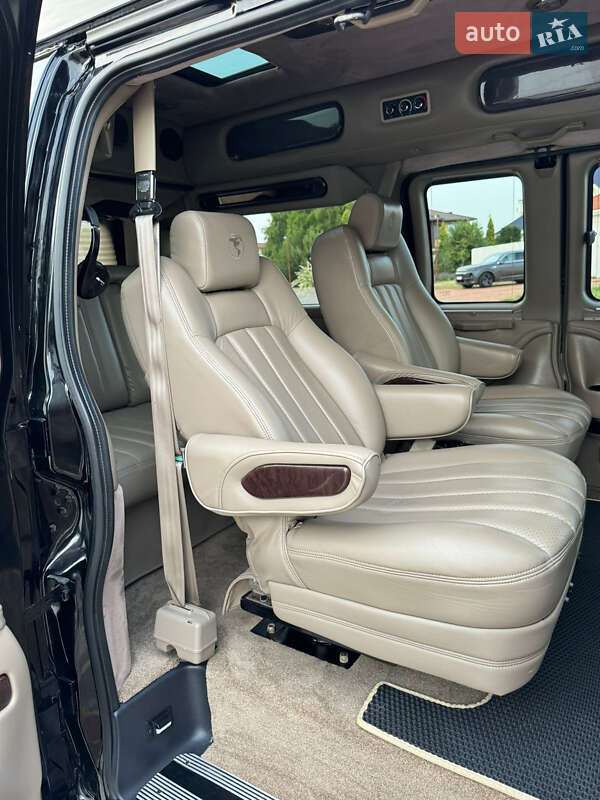 Минивэн Chevrolet Express 2013 в Киеве